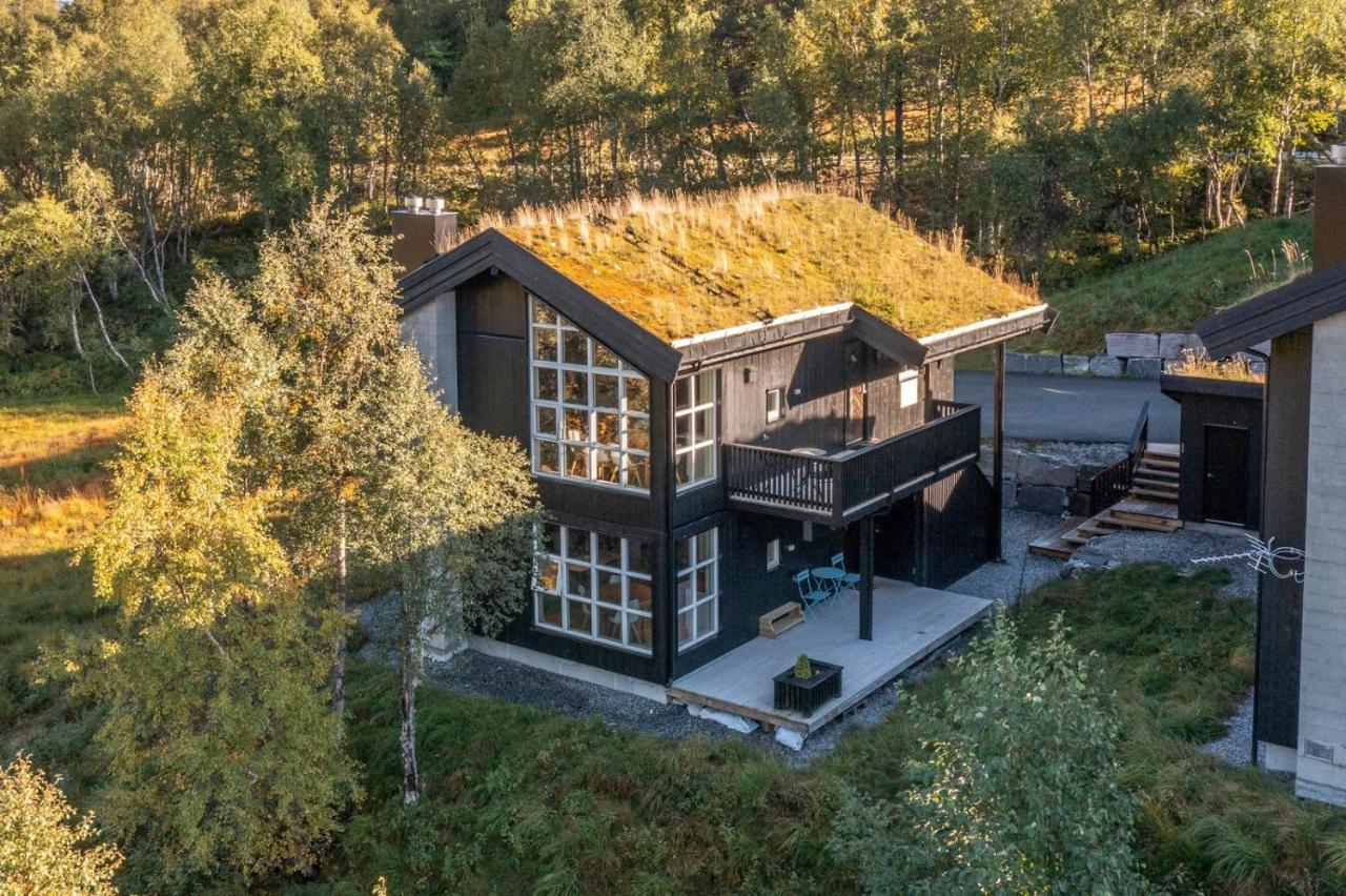 Central Mountain Penthouse Getaway, Strandafjellet Apartamento Stranda  Exterior foto